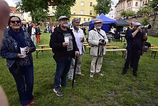 Program na dvorku číslo 5