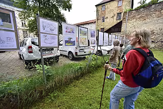Výstava na dvorku číslo 6